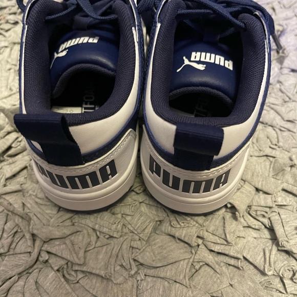 Puma Sneakers - Picture 3 of 3